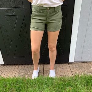NEVER WORN army green canvas shorts